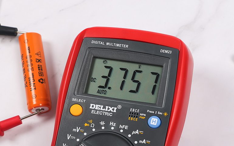 What is Battery Voltage? - SONECPOWER