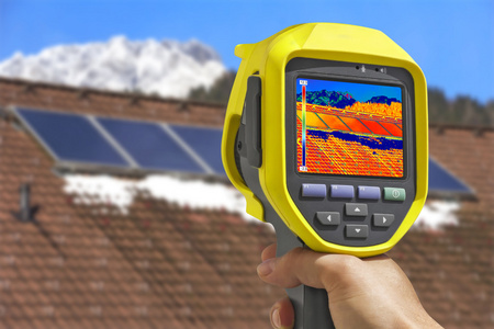 Do Solar Panels Heat and Dry the Ground? - SONECPOWER