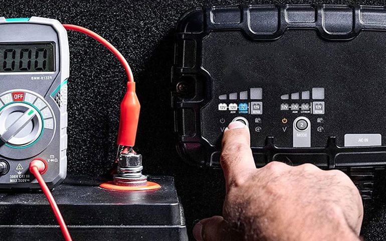 Can You Charge A Lithium Battery With A Trickle Charger - SONECPOWER